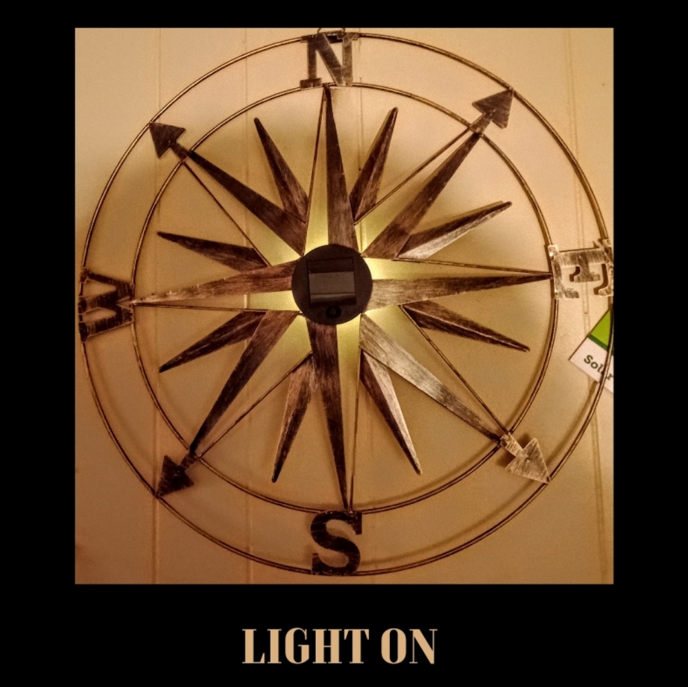 Compass Solar Powered Light - Picture 2 of 7